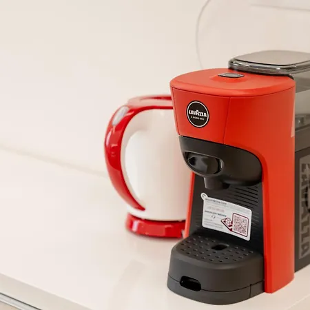 Konukevi Bottega Artistica Roma