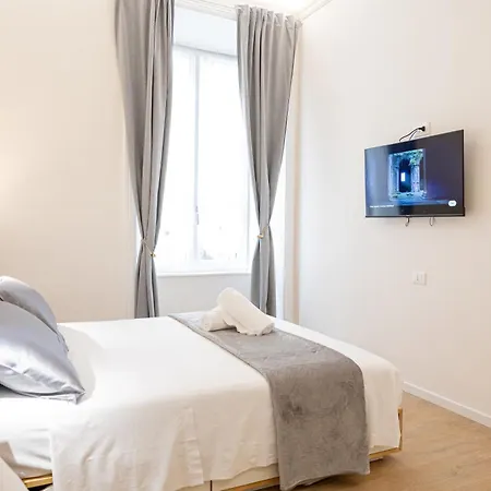 Konukevi Bottega Artistica Roma