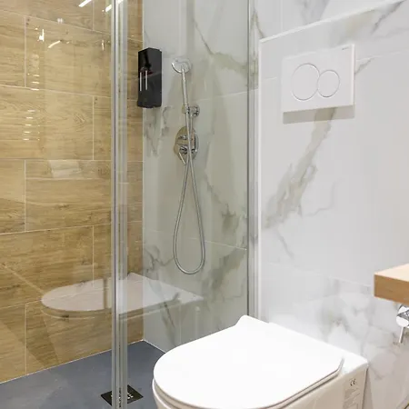 Bottega Artistica 4*